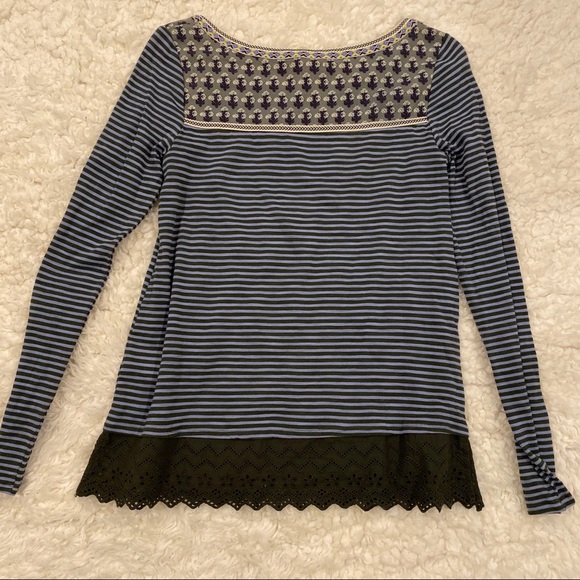 Anthropologie Little Yellow Button top - Picture 7 of 8